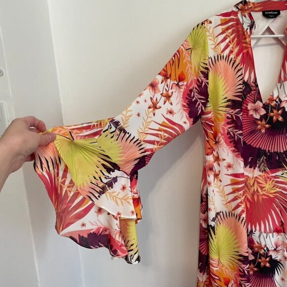 BEBE Long Sleeve Natalie Dress Royal Palm Floral Tropical Bell Sleeve 14 NO BELT - Picture 4 of 16